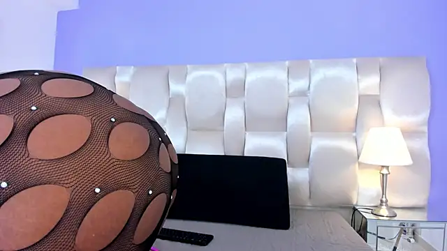 dirtyvictoria online show from September 2025 12:11:02 PM