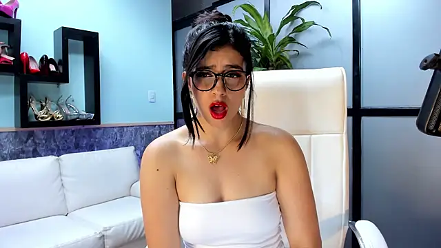 emily jones 1 online show from March 2025 05:58:01 PM