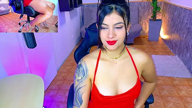 emily jones 1 online show from September 2025 12:53:01 PM