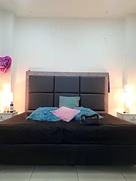 Aslhyn Gomez online show from February 2026 07:38:01 PM