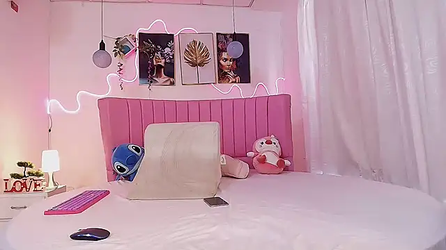 Snapshot of Azul_horney chatting on November 2025 09:26:01 PM Azul horney online show from November 2025 09:26:01 PM