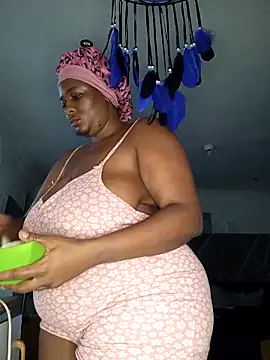 Snapshot of CocoBootyyy chatting on February 2026 04:48:02 PM CocoBootyyy online show from February 2026 04:48:02 PM