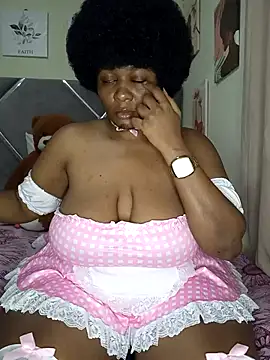 Snapshot of CocoBootyyy chatting on September 2025 03:22:02 AM CocoBootyyy online show from September 2025 03:22:02 AM