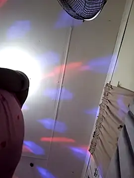 Snapshot of CocoBootyyy chatting on November 2025 05:39:02 PM CocoBootyyy online show from November 2025 05:39:02 PM