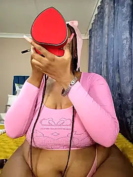 Snapshot of CocoBootyyy chatting on January 2025 03:33:01 AM CocoBootyyy online show from January 2025 03:33:01 AM