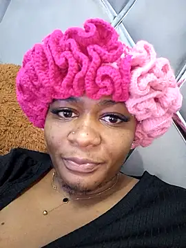 Snapshot of CocoBootyyy chatting on November 2025 07:50:02 PM CocoBootyyy online show from November 2025 07:50:02 PM