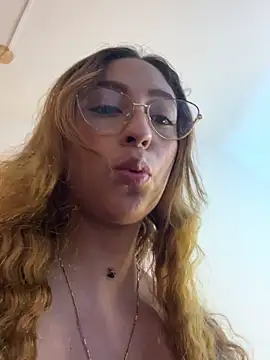 emily parkerr online show from April 2026 07:26:01 PM