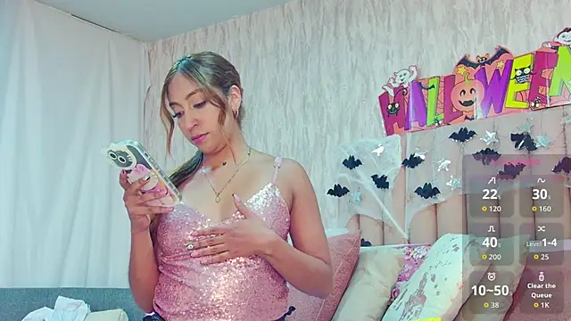 emily parkerr online show from October 2025 10:31:02 PM