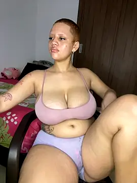 Charlotee  online show from September 2025 11:16:01 PM