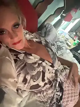 vixendoll87 online show from November 2025 07:07:02 PM