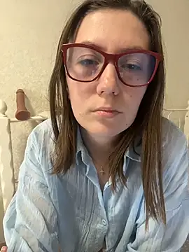 BeatriceTender online show from March 2026 06:59:01 PM