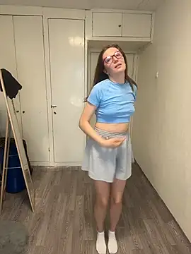 BeatriceTender online show from June 2026 09:31:02 AM