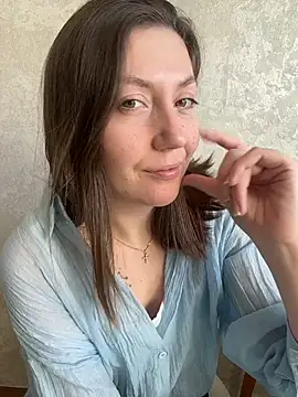 BeatriceTender online show from March 2026 11:09:01 AM