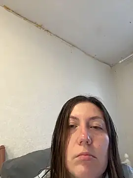 BeatriceTender online show from March 2026 01:34:01 PM