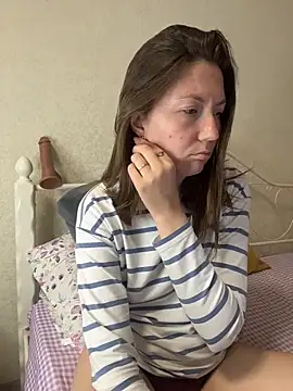 Snapshot of BeatriceTender chatting on April 2026 05:59:01 PM BeatriceTender online show from April 2026 05:59:01 PM