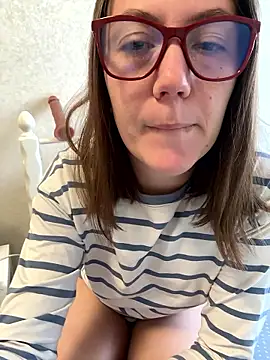 BeatriceTender online show from January 2026 09:56:02 AM