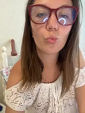 BeatriceTender online show from July 2026 10:54:01 AM