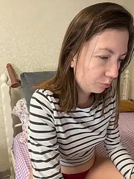 BeatriceTender online show from March 2026 07:45:02 PM