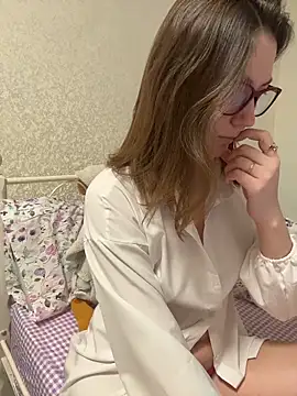 BeatriceTender online show from March 2026 08:34:02 PM