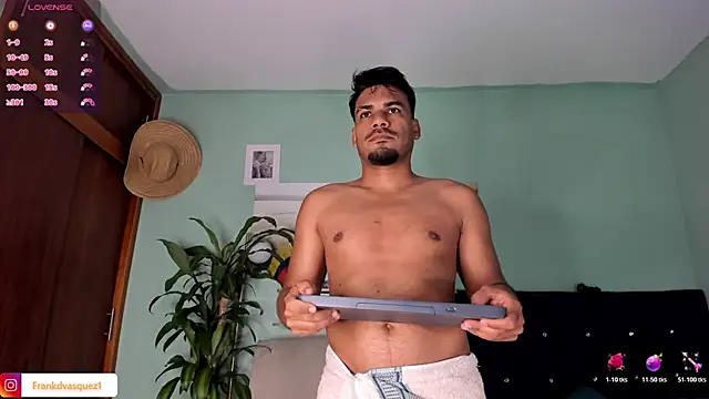Snapshot of Neganhot_ chatting on July 2026 11:16:01 PM Neganhot online show from July 2026 11:16:01 PM