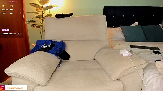 Neganhot  online show from November 2025 01:05:01 AM