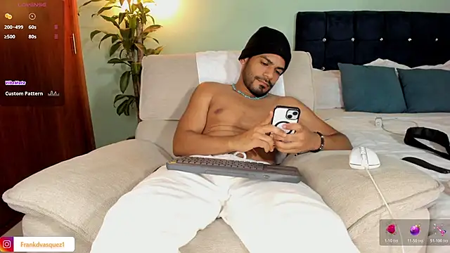 Neganhot  online show from December 2025 02:12:02 AM