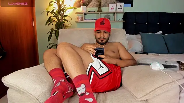 Snapshot of Neganhot_ chatting on February 2026 10:53:02 PM Neganhot online show from February 2026 10:53:02 PM