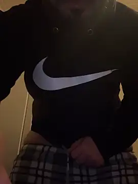 Snapshot of HairyArab90 chatting on December 2024 06:23:01 AM HairyArab90 online show from December 2024 06:23:01 AM