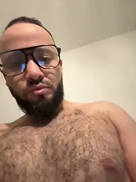 Snapshot of HairyArab90 chatting on February 2026 07:46:01 PM HairyArab90 online show from February 2026 07:46:01 PM