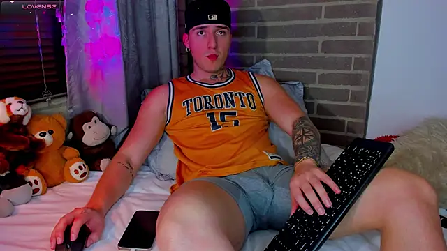 liam oficial02 online show from February 2026 03:26:02 AM