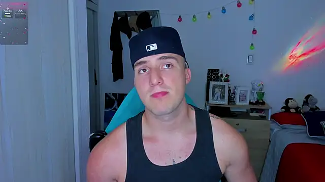 liam oficial02 online show from January 2025 03:32:02 AM