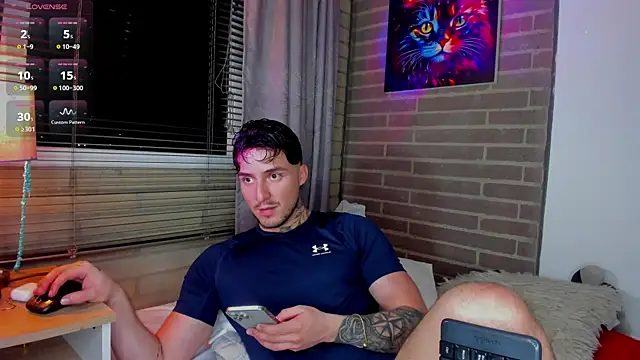 Snapshot of liam_oficial02 chatting on June 2026 06:52:02 AM liam oficial02 online show from June 2026 06:52:02 AM