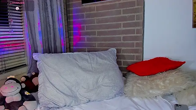 liam oficial02 online show from February 2026 02:19:02 AM