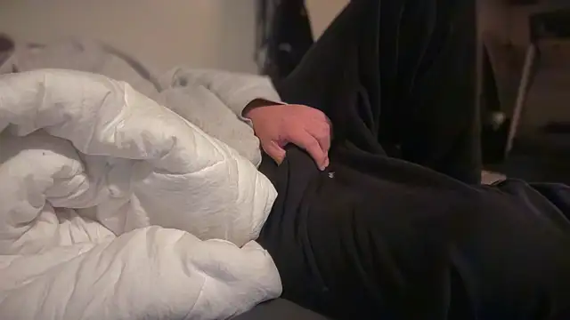 adamseed69 online show from April 2026 09:43:02 PM