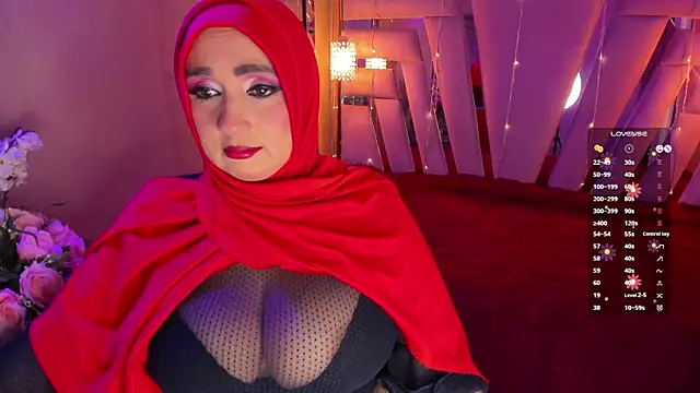 Snapshot of HijabiMilf chatting on February 2025 01:19:01 PM HijabiMilf online show from February 2025 01:19:01 PM