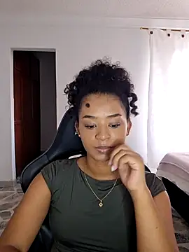 avellanatammy online show from April 2026 07:53:01 PM