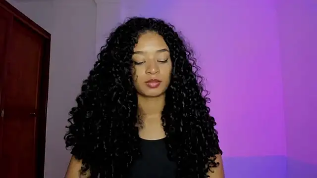 avellanatammy online show from November 2025 11:48:02 PM