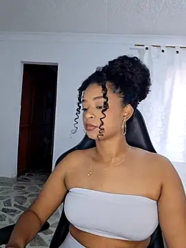 avellanatammy online show from July 2026 08:17:01 PM