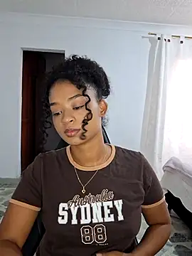 avellanatammy online show from June 2026 07:48:01 PM
