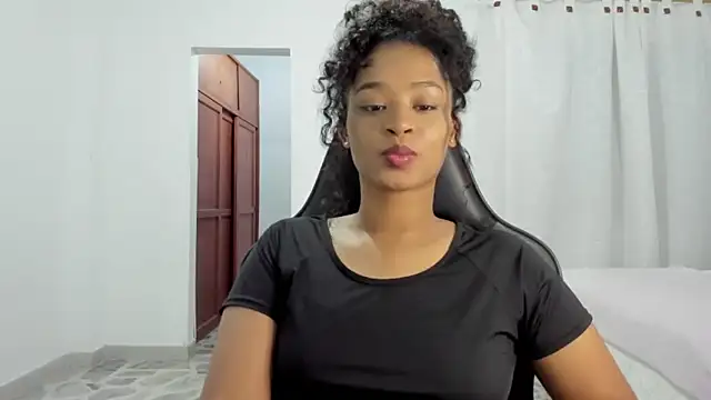 avellanatammy online show from February 2026 03:37:01 AM