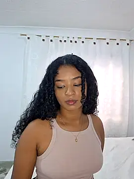 avellanatammy online show from April 2026 09:31:01 PM