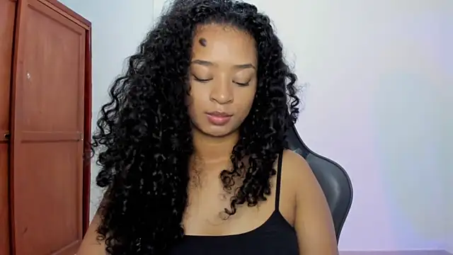 avellanatammy online show from November 2025 12:36:01 AM