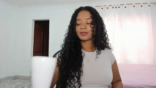 avellanatammy online show from February 2026 09:34:02 PM