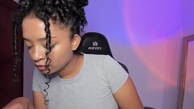 avellanatammy online show from February 2026 07:59:02 PM