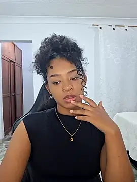 avellanatammy online show from April 2026 12:56:01 AM