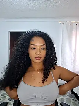 avellanatammy online show from May 2026 09:42:02 PM