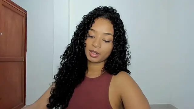 avellanatammy online show from November 2025 10:02:01 PM