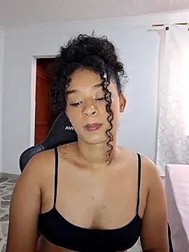 avellanatammy online show from June 2026 07:11:02 PM