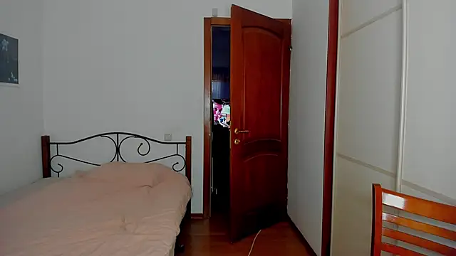 Patricia bloom online show from November 2025 04:05:01 AM