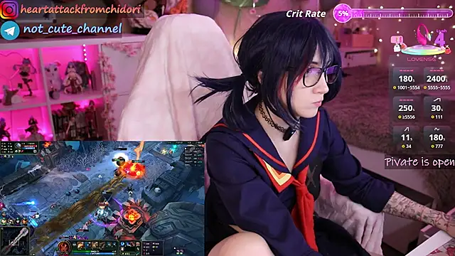 yourcutewaifu online show from September 2025 09:43:02 PM